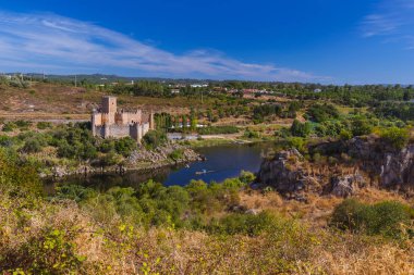 Almourol Kalesi - Portekiz