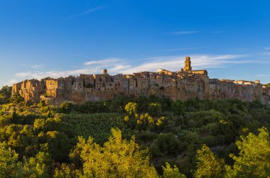 Pitigliano Ortaçağ kenti Toskana İtalya