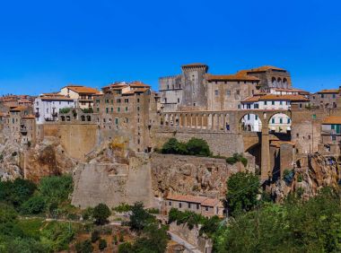 Pitigliano Ortaçağ kenti Toskana İtalya