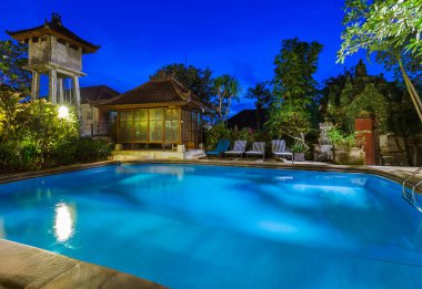 Hotel ada Bali Endonezya havuzda