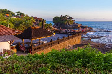 Tanah çok tapınak - Bali Endonezya