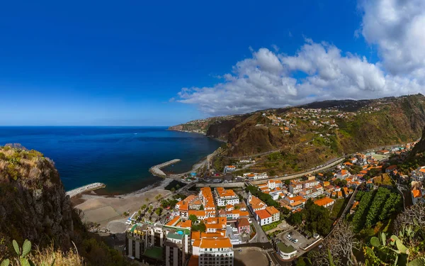 Cidade Ribeira Brava - Madeira Portugal — Fotografia de Stock