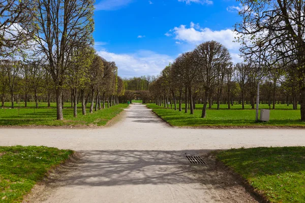 Parkta Müzesi-Emlak Arkhangelskoye - Moskova