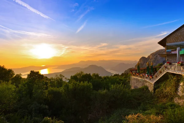 Kotor Bay au coucher du soleil - Monténégro — Photo