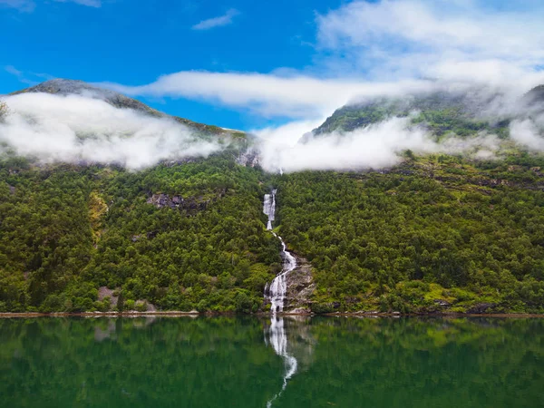 Waterfall in Geiranger fjord Norway — Stock Photo, Image