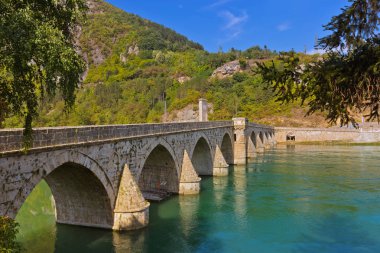 Old Bridge Visegrad - Bosna-Hersek nehirde Drina üzerinde