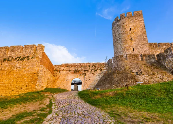 Kalemegdan linnoitus Beograd - Serbia — kuvapankkivalokuva