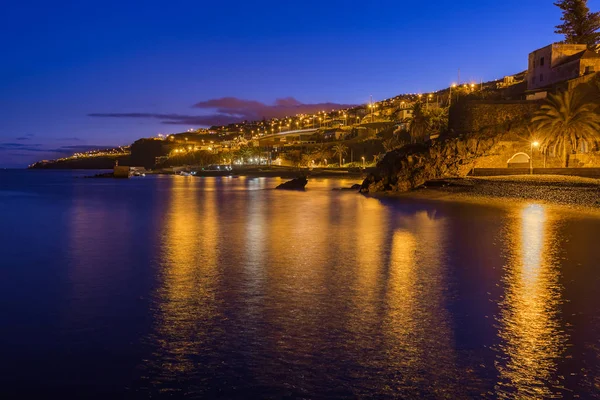 Cidade Santa Cruz e aeroporto - Madeira Portugal — Fotografia de Stock