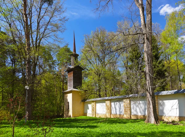 Old church in Museum-Estate Arkhangelskoye - Moscow Russia — Stock Photo, Image