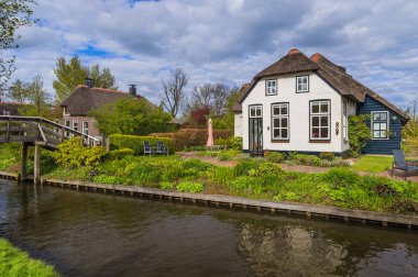 Tipik Hollanda Köyü Giethoorn Hollanda