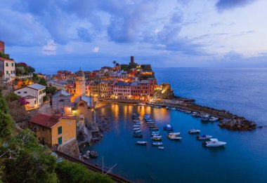 Vernazza Cinque Terre - İtalya içinde