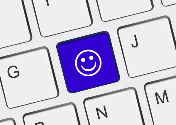 Computertastatur mit Smile-Taste — Stockfoto