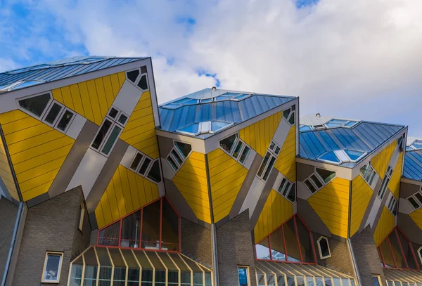 Gelbe kubische Häuser - Rotterdam Niederlande — Stockfoto