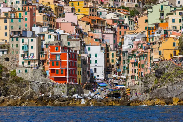 Riomaggiore alle Cinque Terre - Italia — Foto Stock