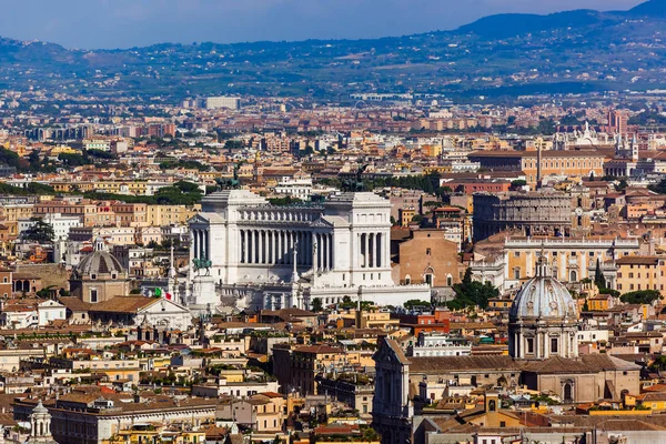 Monument van Victor Emanuel ii in rome Italië — Stockfoto