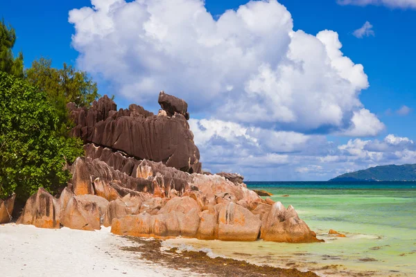 Isla tropical Curieuse en Seychelles — Foto de Stock