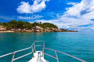 tropik ada ve Seyşeller teknede