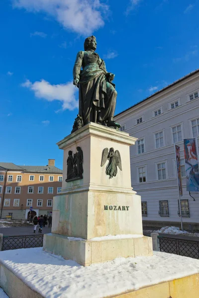 Mozart socha v salzburg Rakousko — Stock fotografie
