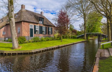 Tipik Hollanda Köyü Giethoorn Hollanda