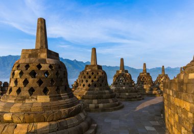 Borobudur Buddist Tapınağı - ada Java Endonezya
