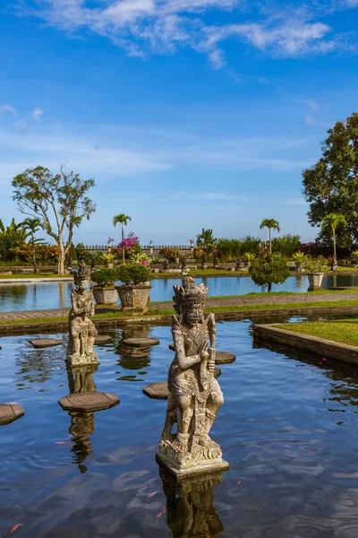 Pałac na wodzie Tirta Ganga - wyspa Bali Indonezja — Zdjęcie stockowe