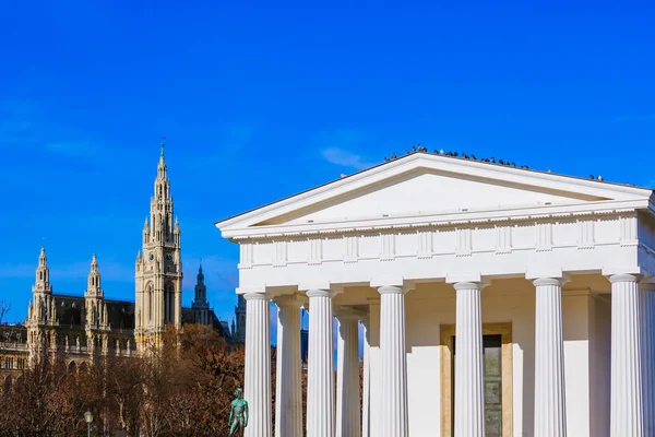 Templo de Teseo y Ayuntamiento de Viena Austria —  Fotos de Stock