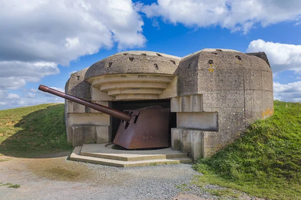 Old German cannon at Longues-Sur-Mer - Normandy France — Stock Photo, Image