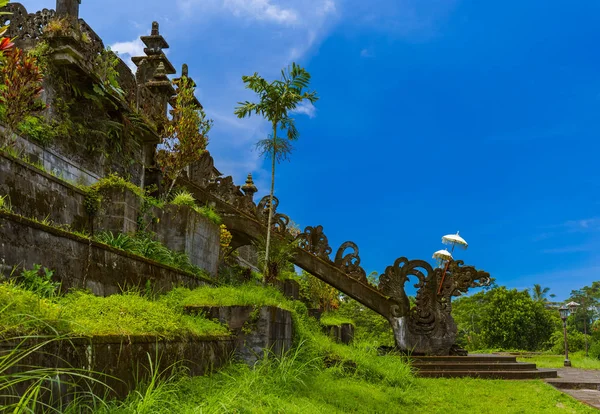 Templo de Pura Besakih - Isla de Bali Indonesia —  Fotos de Stock