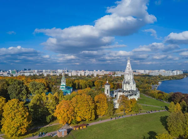 Kyrkan av uppstigning i Kolomenskoe - Moskva Ryssland - Flygfoto — Stockfoto