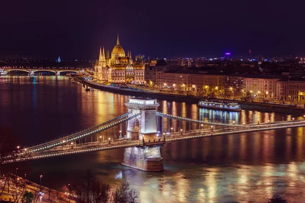 Parlamento en Budapest Hungría — Foto de Stock