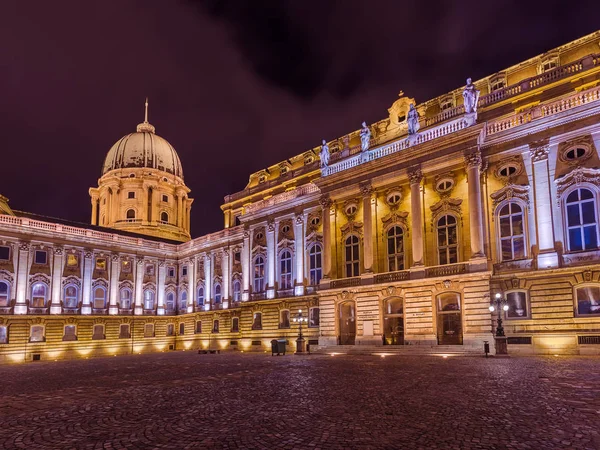 Palacio Real de Budapest Hungría —  Fotos de Stock