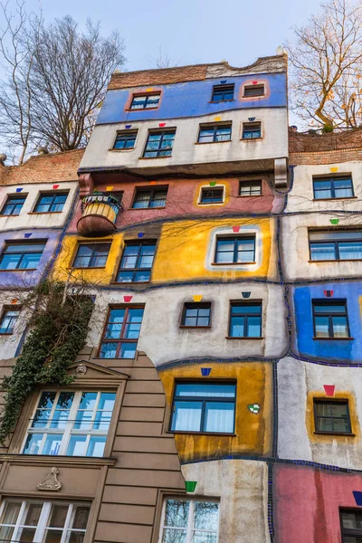 Hundertwasserhaus in wien Österreich — Stockfoto