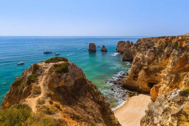 Sahil yakınında Lagos - Algarve Portekiz