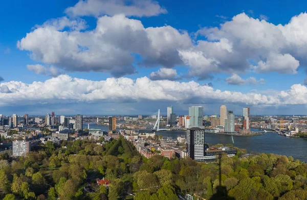 Panorama urbano di Rotterdam - Paesi Bassi — Foto Stock