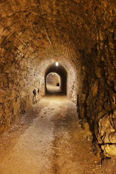 Geheime tunnel in kasteel kufstein - Oostenrijk — Stockfoto