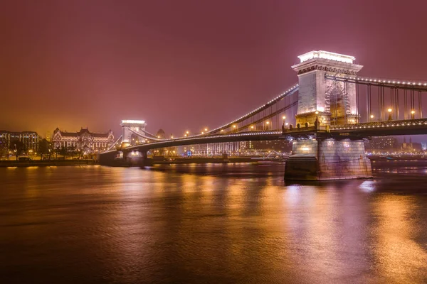 Kettingbrug in Boedapest Hongarije — Stockfoto