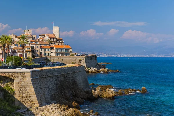 Zeegezicht van Antibes in Provence Frankrijk — Stockfoto