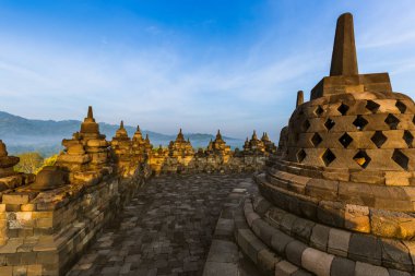 Borobudur Buddist Tapınağı - ada Java Endonezya