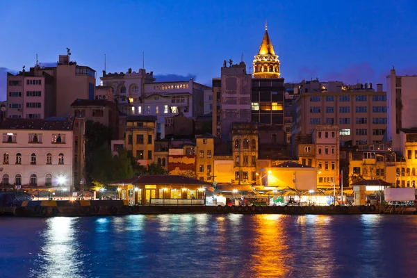 Istanbul Turkiet på natten — Stockfoto