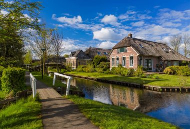 Tipik Hollanda Köyü Giethoorn Hollanda