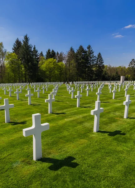 Amerikanischer gedenkfriedhof des zweiten Weltkriegs in luxemburg — Stockfoto