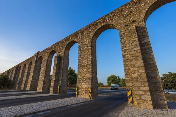 Akwedukt - Evora Portugalia — Zdjęcie stockowe