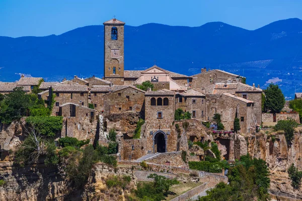 Village Civita di Bagnoregio i Italien — Stockfoto