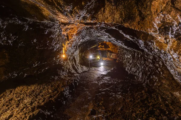 Vulkanische grotten in Sao Vicente - Madeira Portugal — Stockfoto