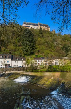 Lüksemburg 'daki Vianden Kalesi