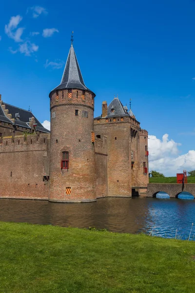 Αξιοθέατο: Muiderslot κάστρο κοντά στο Άμστερνταμ - Ολλανδία — Φωτογραφία Αρχείου