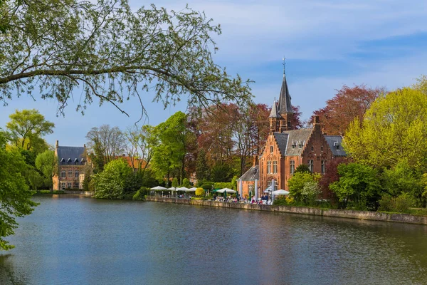 Minnewater castle in Brugge Belgium — 图库照片
