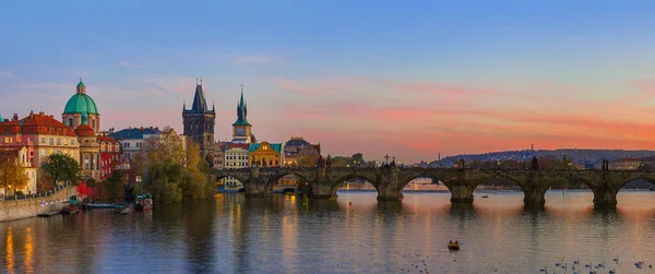 Paysage urbain de Prague - République tchèque — Photo