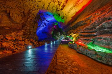 Huanglong Yellow Dragon Cave - China clipart