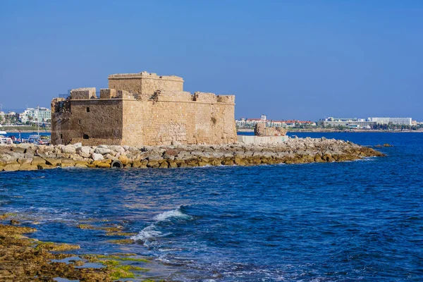 Oud historisch kasteel in Paphos Cyprus — Stockfoto